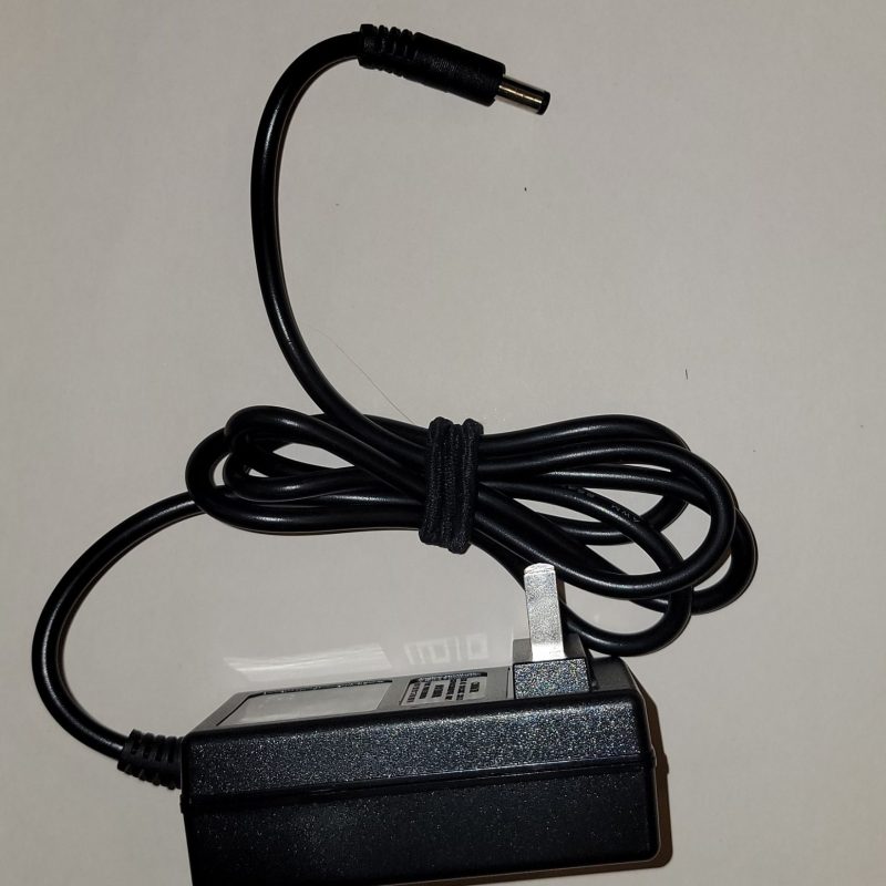 Charger (Li-battery small saw)
